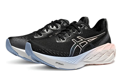 ASICS Novablast 4 "Magical Black"