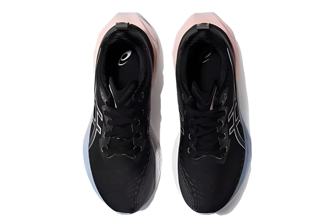 ASICS Novablast 4 "Magical Black"