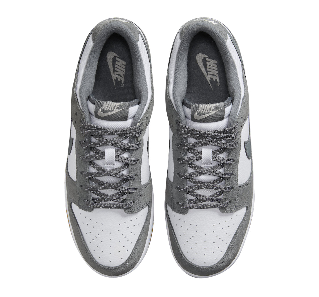 NIKE Dunk Low "Smoke Grey Gum 3M Swoosh"