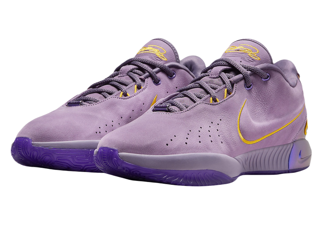 NIKE LeBron 21 "Violet Dust"