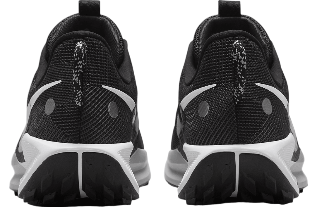 NIKE Pegasus Trail 5 "Black / Anthracite"